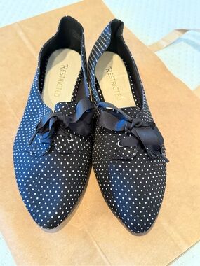 Restricted Black and White Polka Dot Pointed Toe Flats with Bow